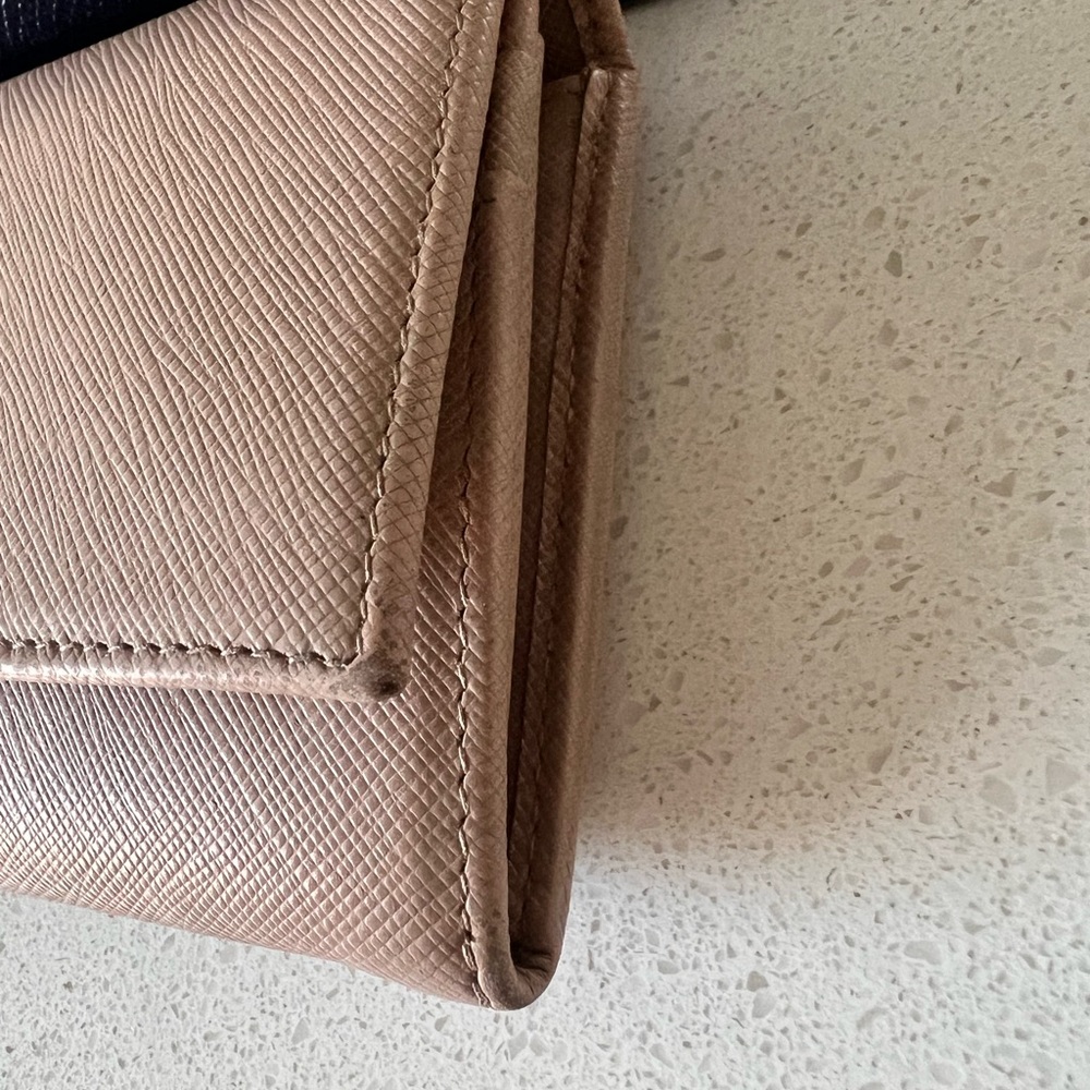 Prada Wallet - Picture 13 of 16